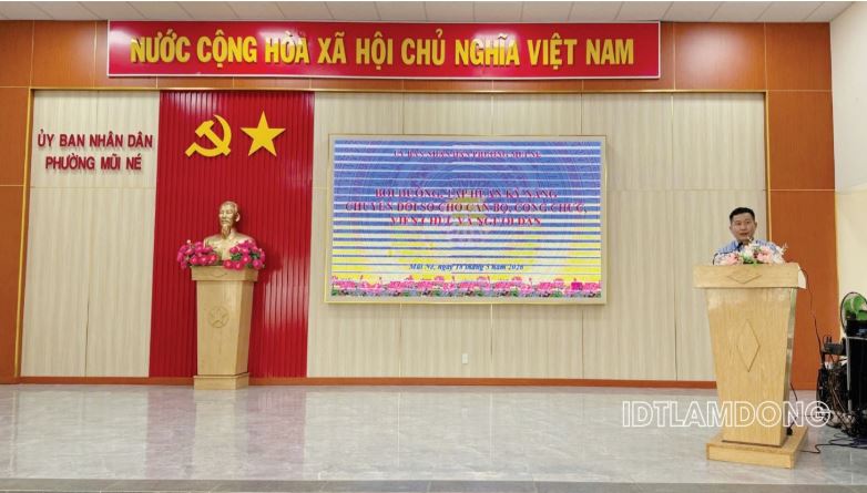 UBND phường Mũi Né tập huấn nâng cao năng lực chuyển đổi số cho Tổ công nghệ số cộng đồng